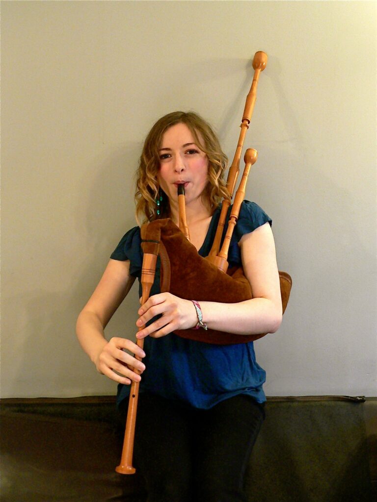 Emily Askew, musician